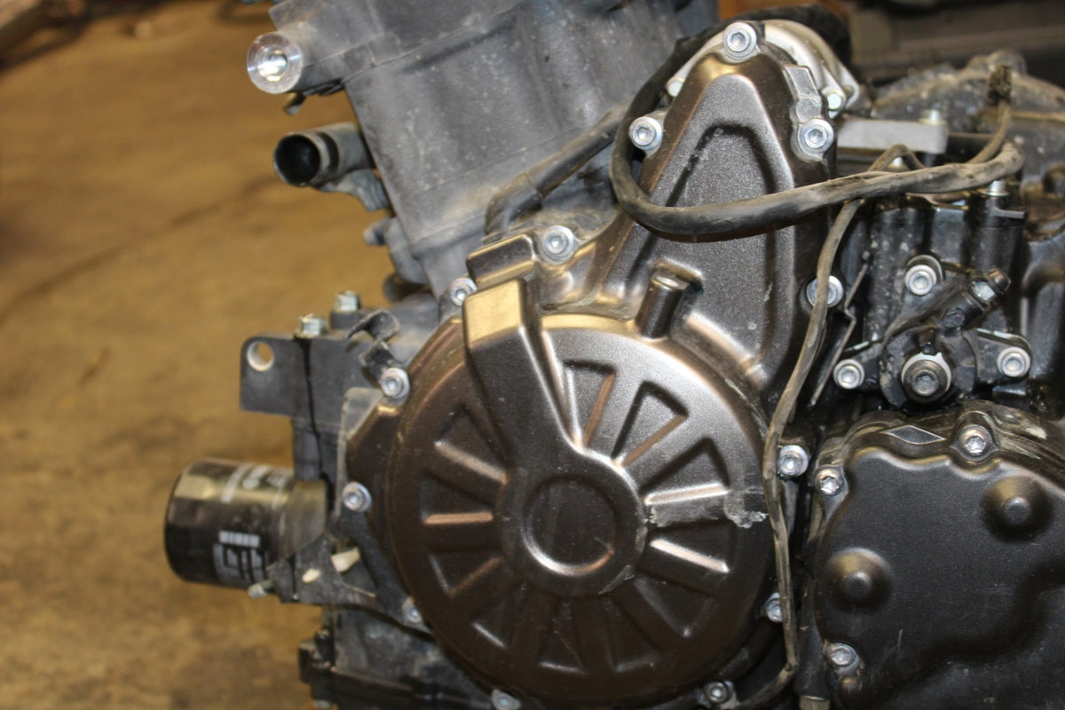18 YAMAHA SUPER TENERE ENGINE MOTOR BB832
