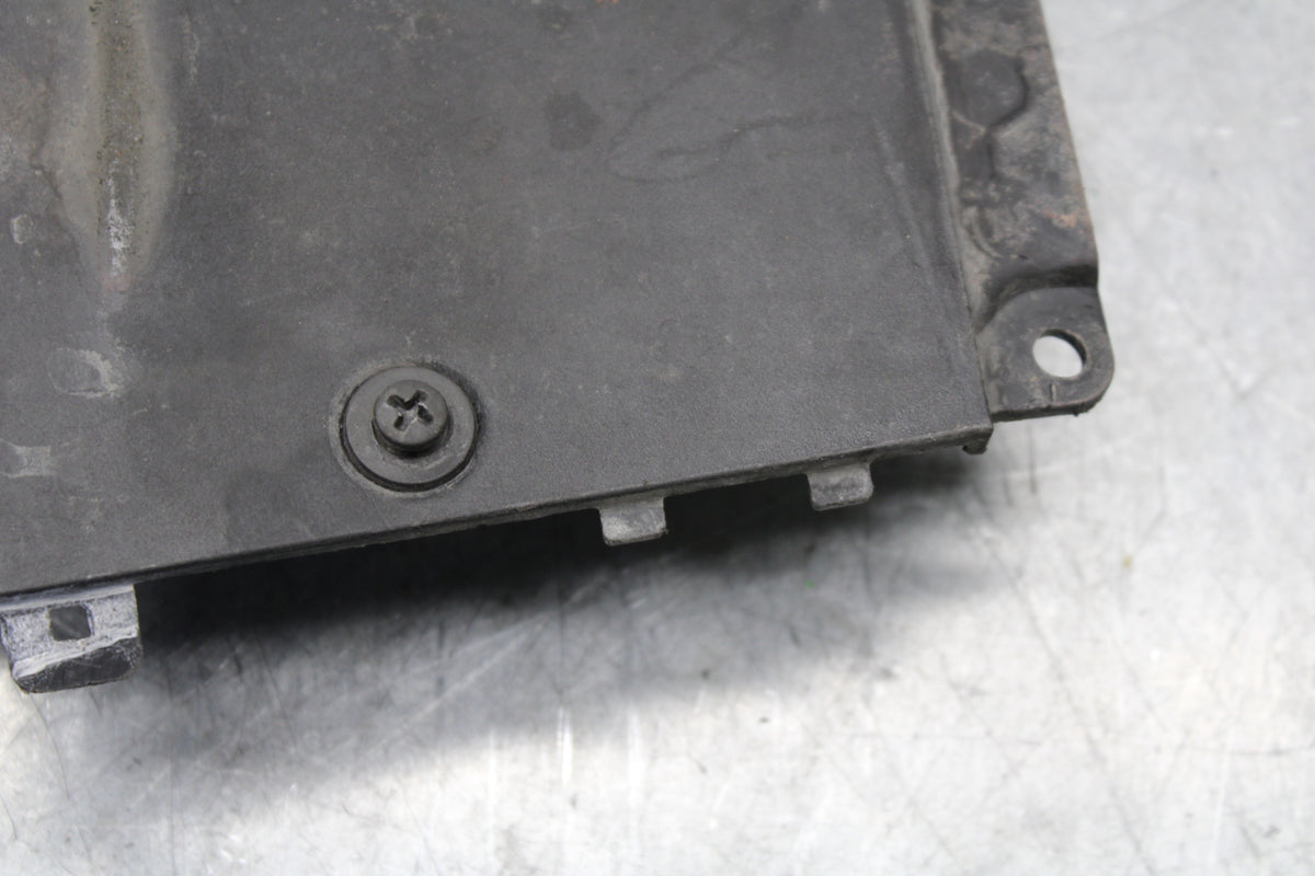 09-12 KAWASAKI NINJA ZX6R ZX600R REAR UNDERTAIL BATTERY TRAY PLASTIC BB656