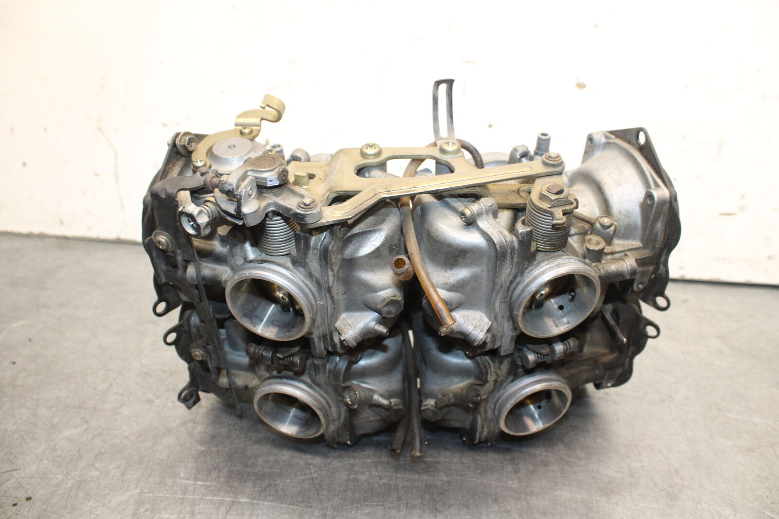 85-86 SUZUKI MADURA 1200 CARB CARBURETOR  BB691