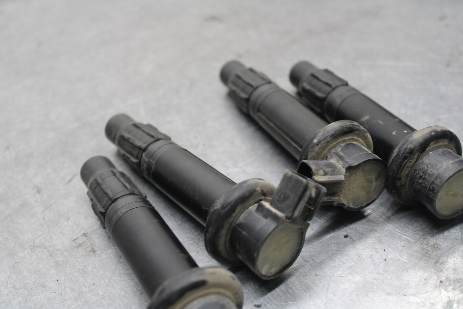 07-08 YAMAHA YZF R1 IGNITION COILS COIL SPARK PLUG CAPS 4C8-82310-00-00  BB675