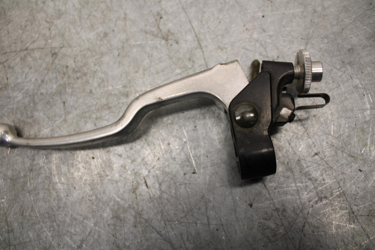 2003 Yamaha YZF R6 CLUTCH PERCH MOUNT WITH LEVER  BB539