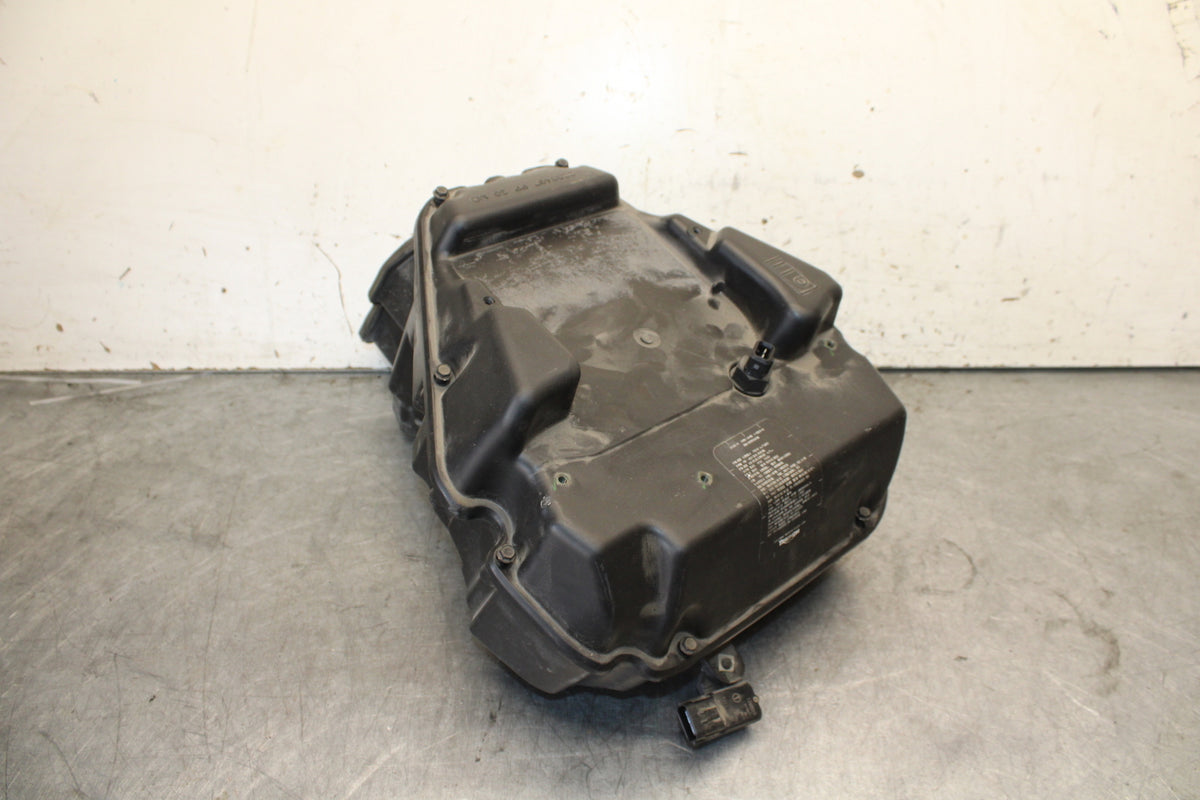 07-08 TRIUMPH DAYTONA 675 AIRBOX AIR INTAKE FILTER BOX BB685