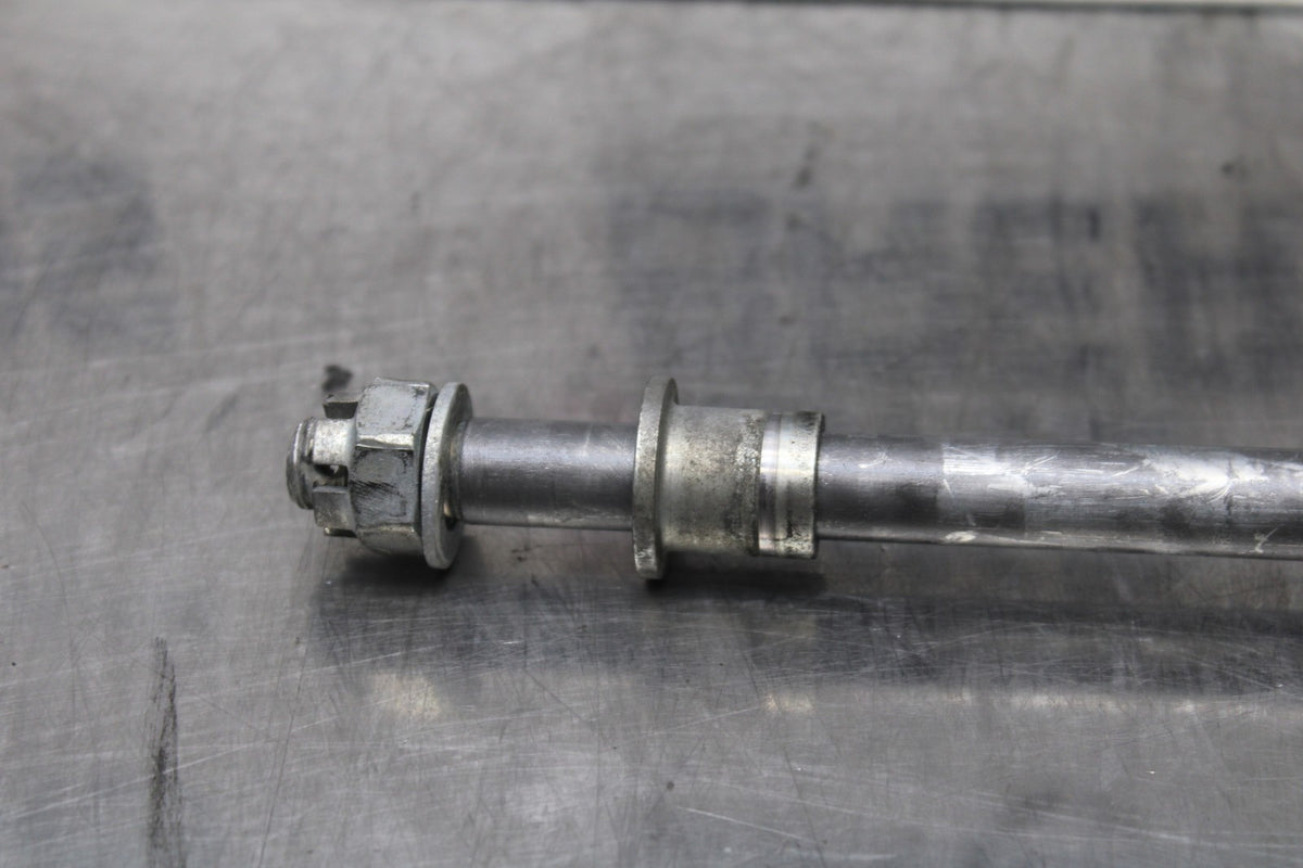 09 KAWASAKI NINJA 250R FRONT WHEEL RIM AXLE PIVOT BOLT BB824