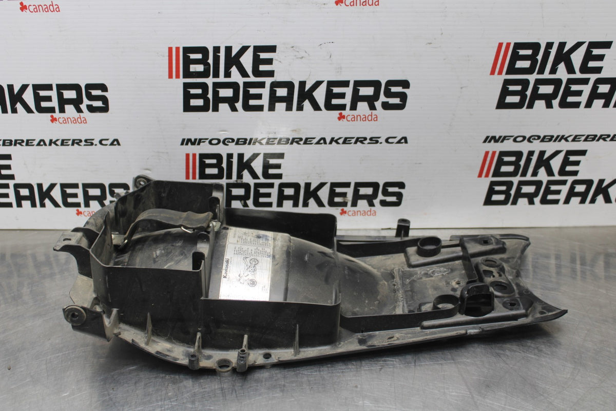 06 KAWASAKI NINJA 650 EX650 REAR BACK TAIL UNDERTAIL FAIRING COWL FENDER BB823