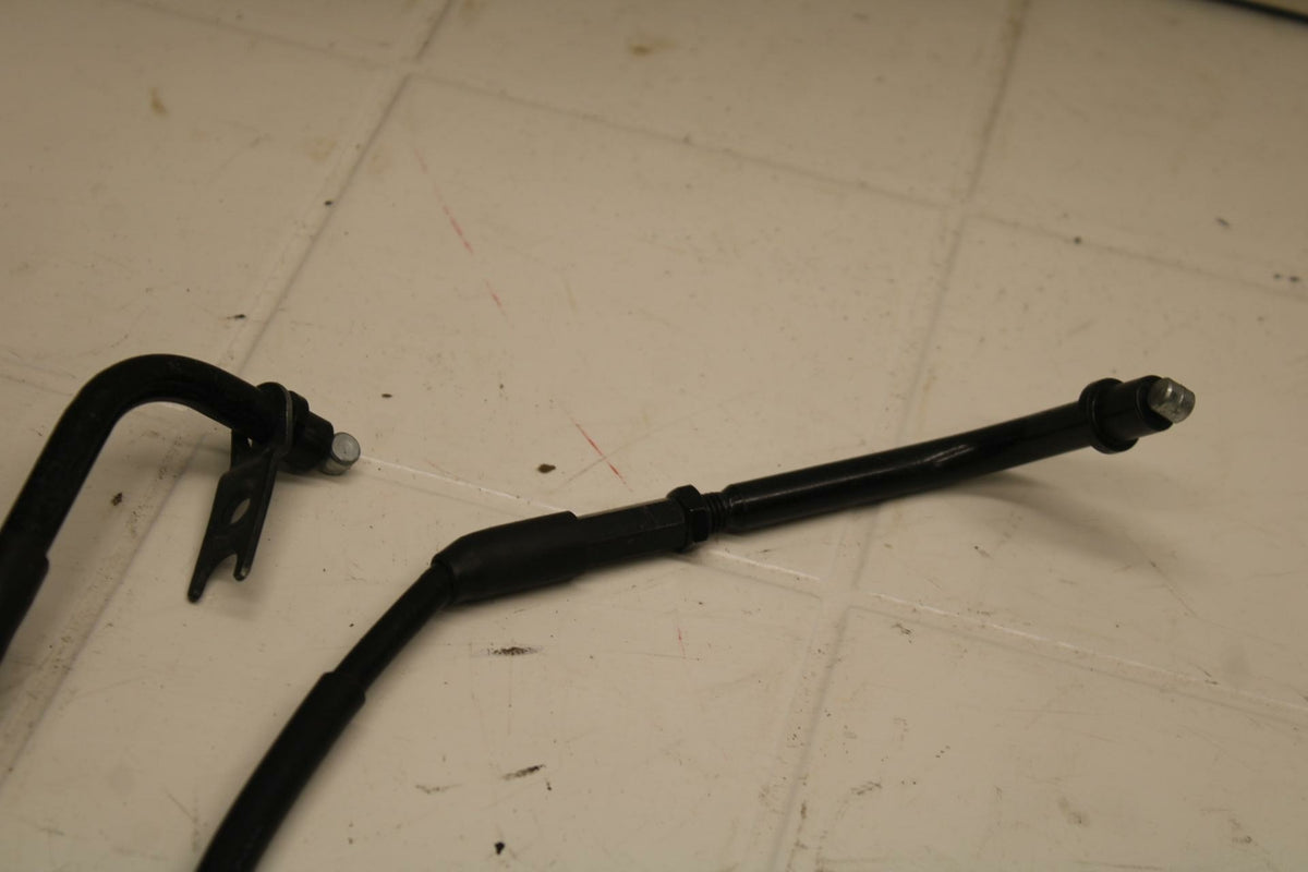 04-05 SUZUKI GSXR750 THROTTLE CABLES LINES BB11