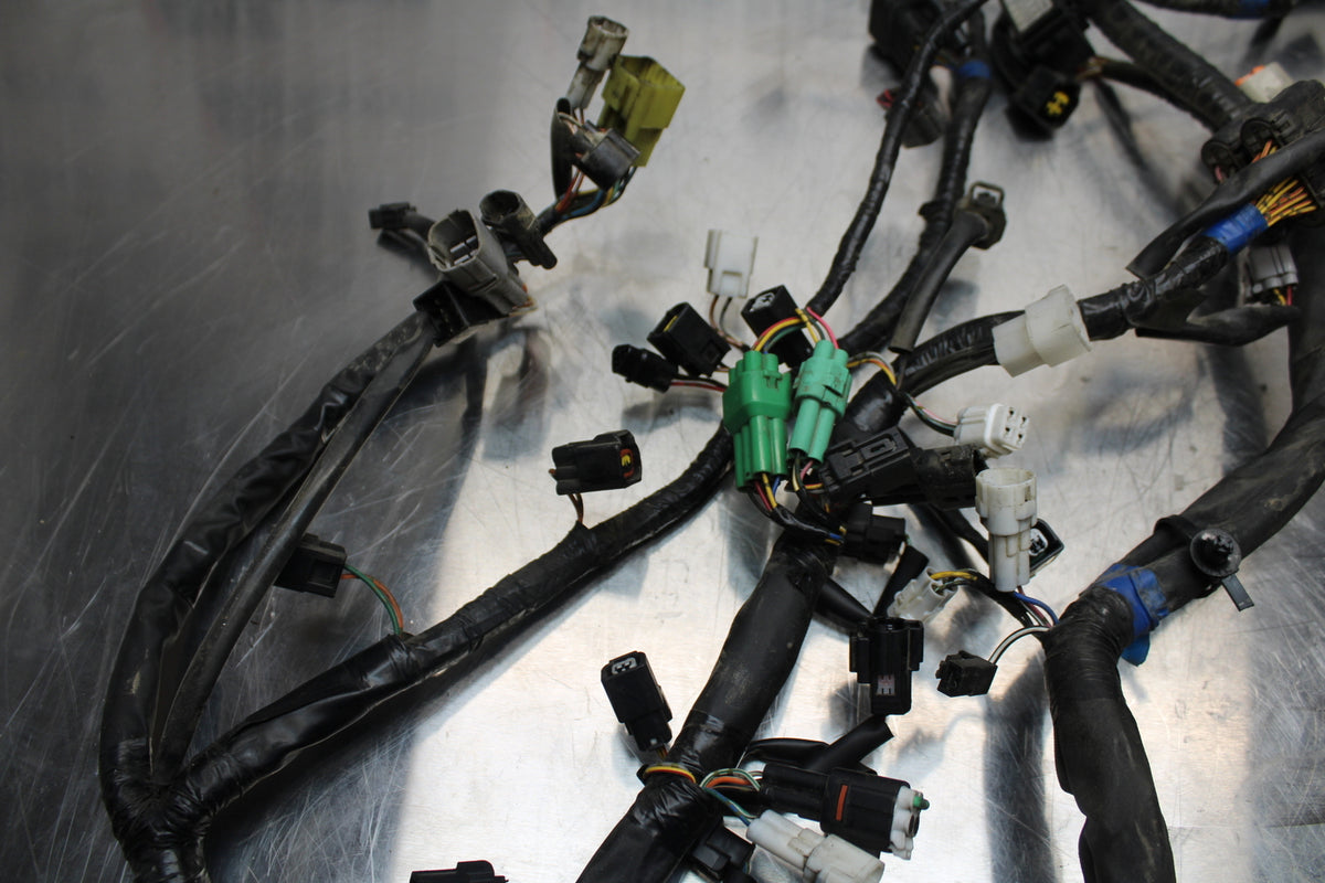 11 SUZUKI GSXR1000 MAIN ENGINE WIRING HARNESS MOTOR WIRE LOOM BB142