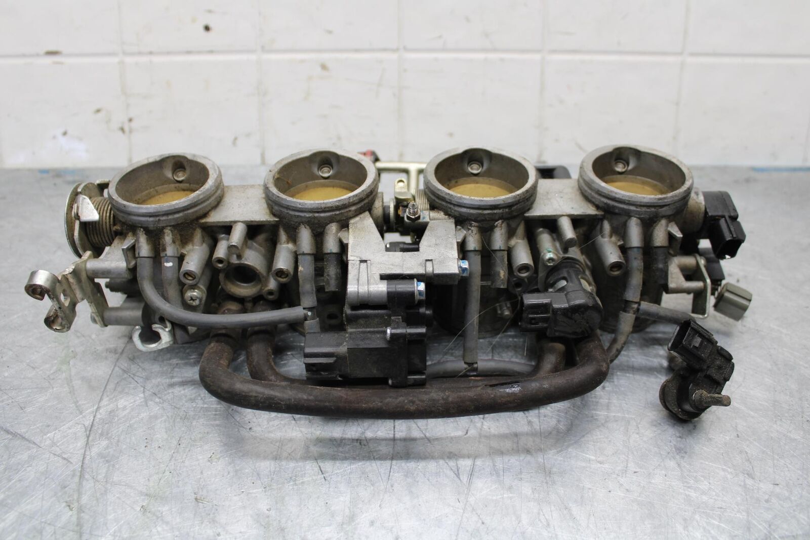 11-15 KAWASAKI ZX1000R MAIN FUEL INJECTORS / THROTTLE BODIES BB445