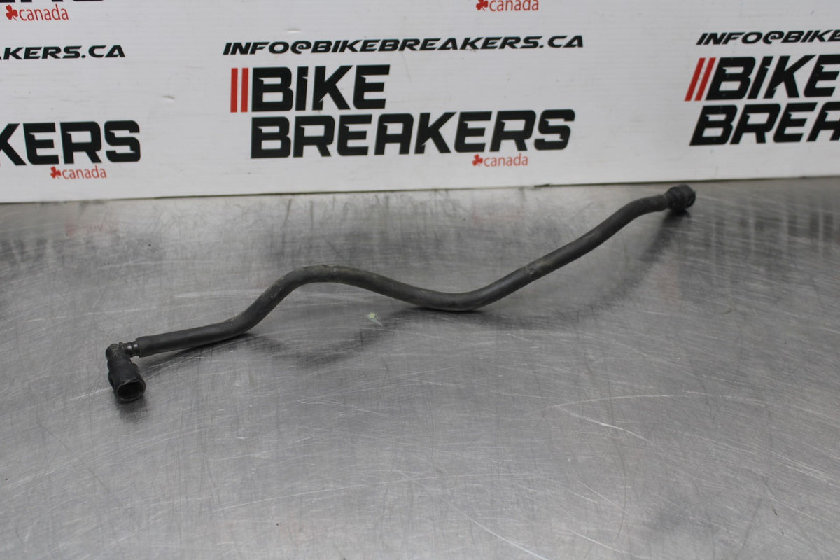 2006 Suzuki Boulevard C90 GAS FUEL LINE BB849
