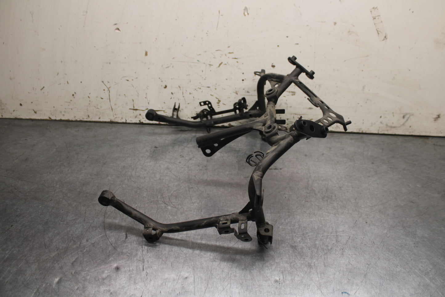 18-23 KAWASAKI NINJA 400 EX400 UPPER FAIRING MIRROR GAUGES STAY BRACKET  BB747