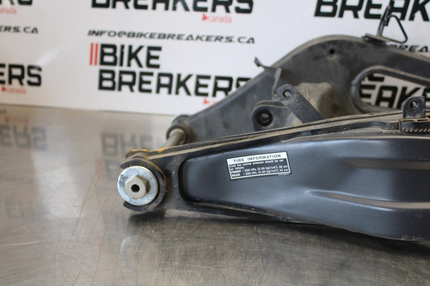 22-25 YAMAHA YZF R7 REAR SWINGARM BACK SUSPENSION SWING ARM BB176