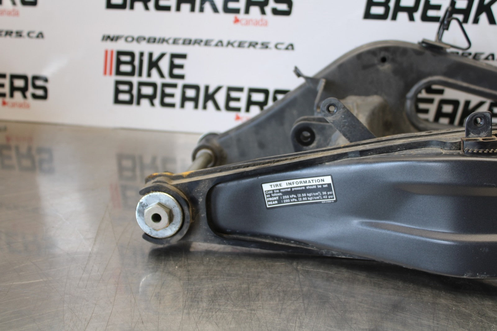 22-25 YAMAHA YZF R7 REAR SWINGARM BACK SUSPENSION SWING ARM BB176