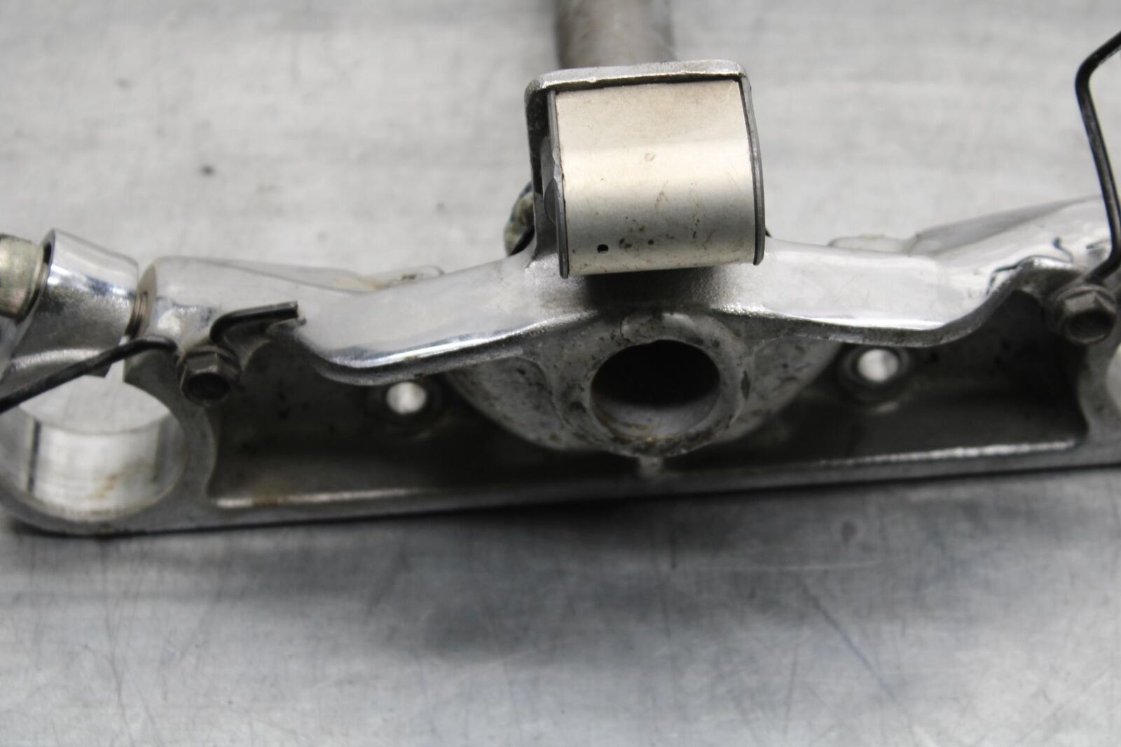 2007 Honda Shadow Spirit 1100 VT1100C FRONT  LOWER TRIPLE TREE STEM BB561