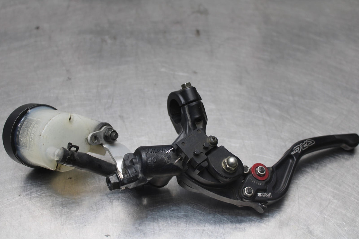 00-01 HONDA CBR929RR FRONT BRAKE MASTER CYLINDER w/ CRG LEVER BB925