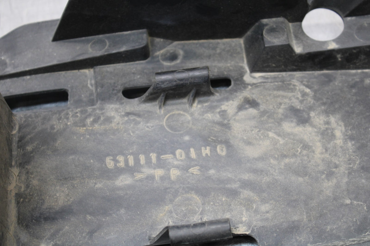 06-07 SUZUKI GSXR 600 REAR BACK TAIL UNDERTAIL BATTERY TRAY PLASTIC BB170
