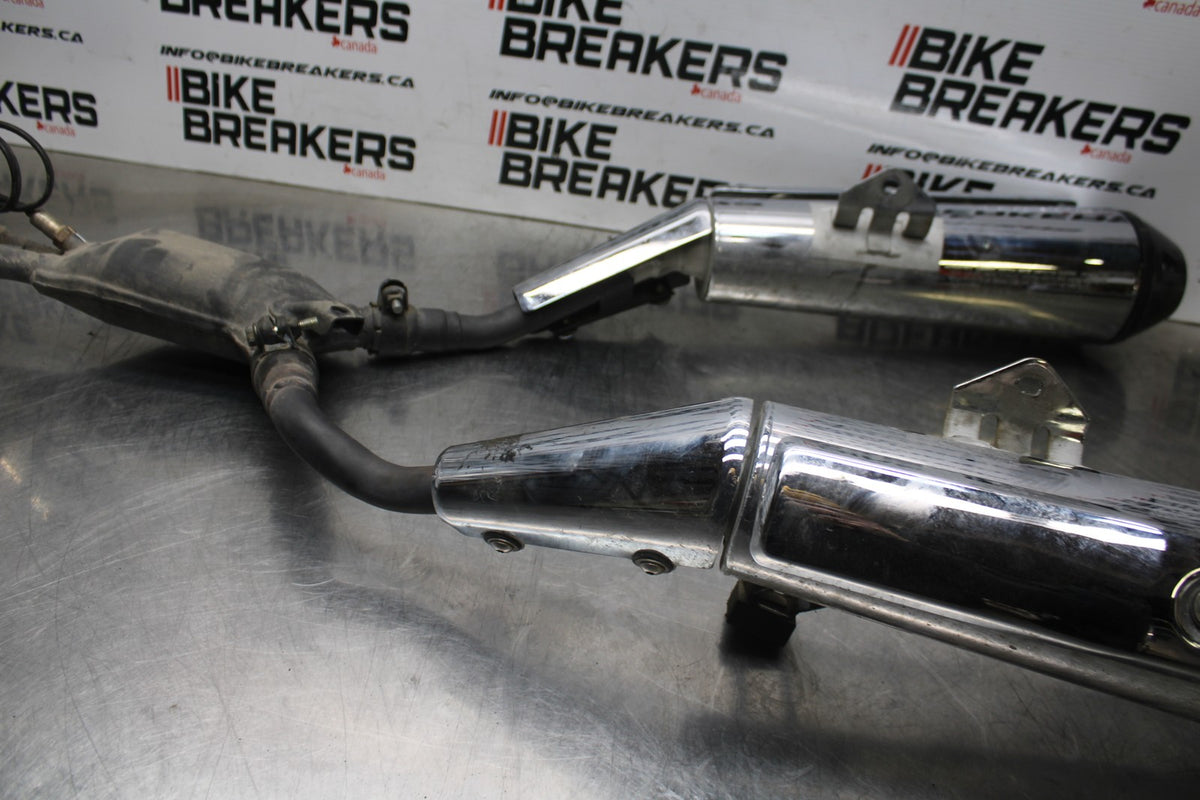 15 SUZUKI GW250F FULL EXHAUST SYSTEM HEADERS PIPE MUFFLER BB789