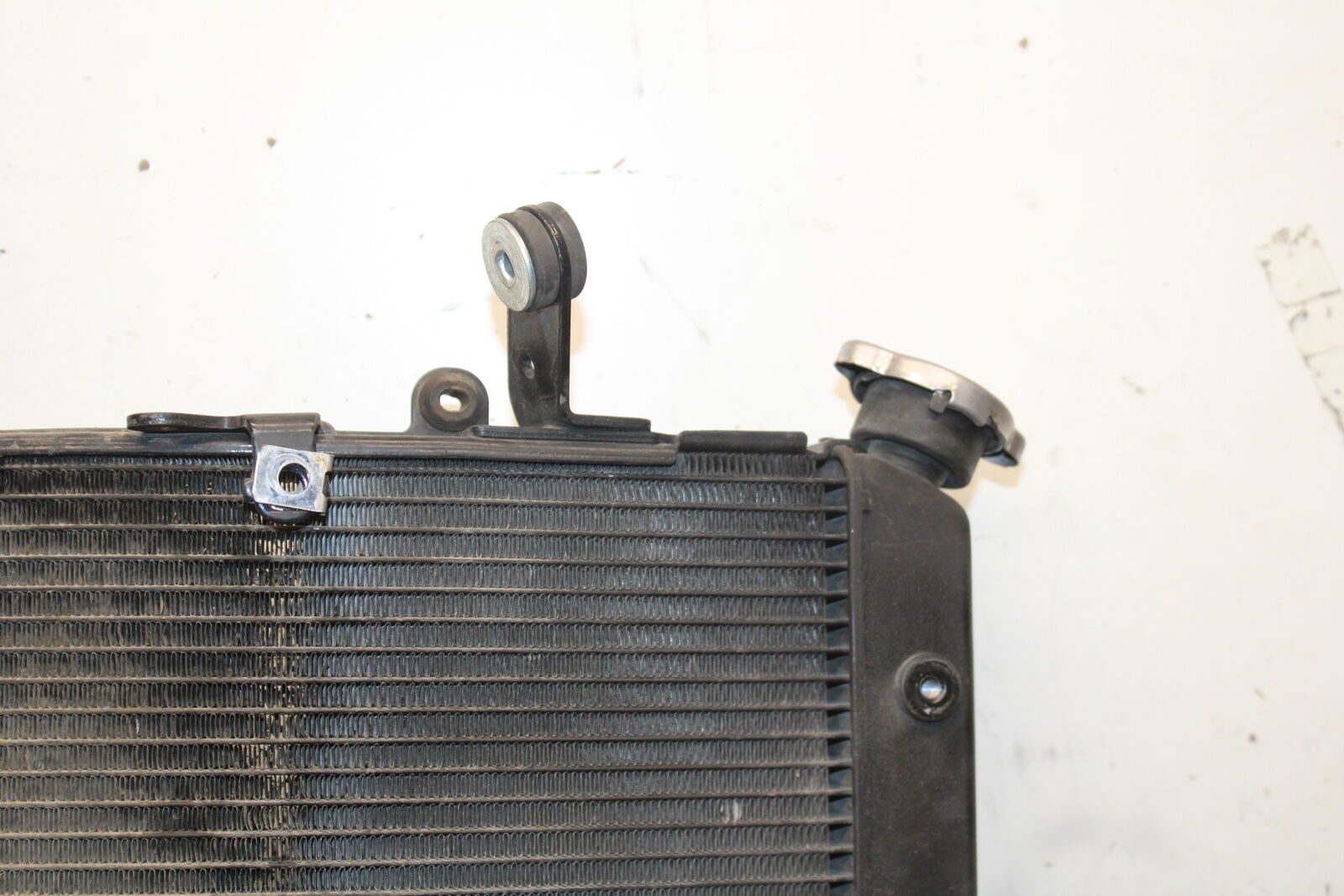 06 YAMAHA YZF R6 ENGINE RADIATOR MOTOR COOLER RADIATER 2C0-12461-00-00 BB716