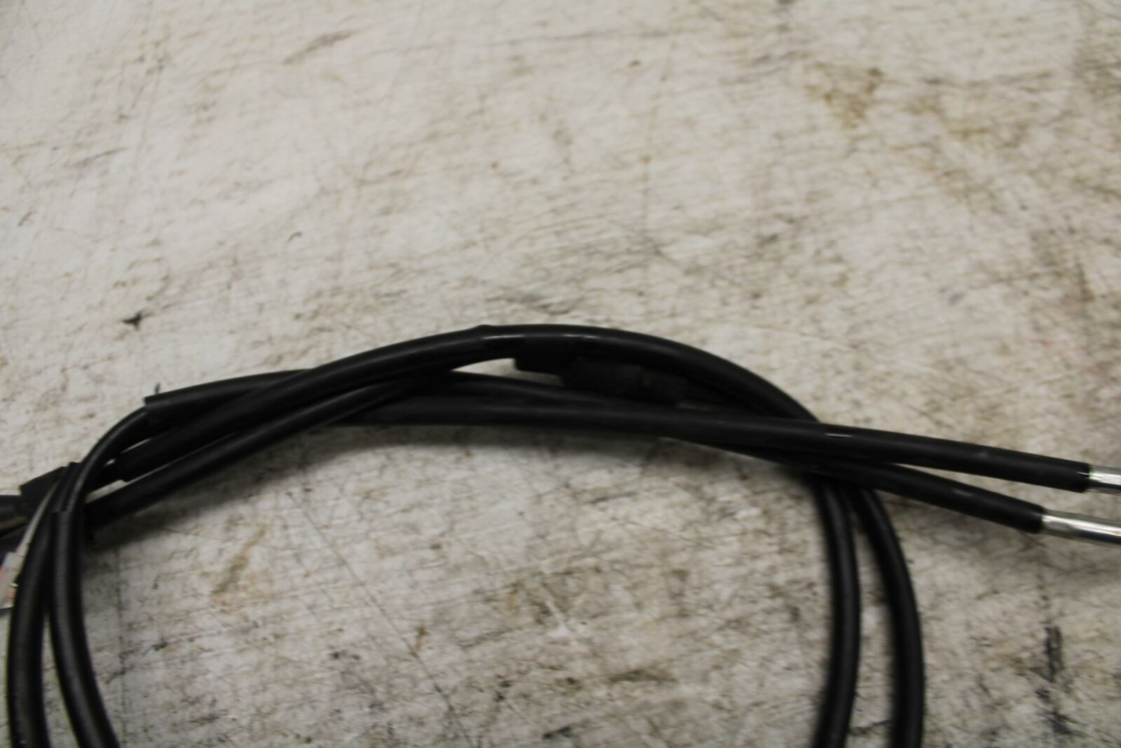 16-21 YAMAHA XSR900 THROTTLE CABLES LINES BB370