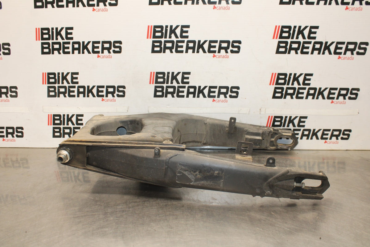 08-09 KAWASAKI NINJA ZX14R REAR SWINGARM BACK SUSPENSION SWING ARM BB932