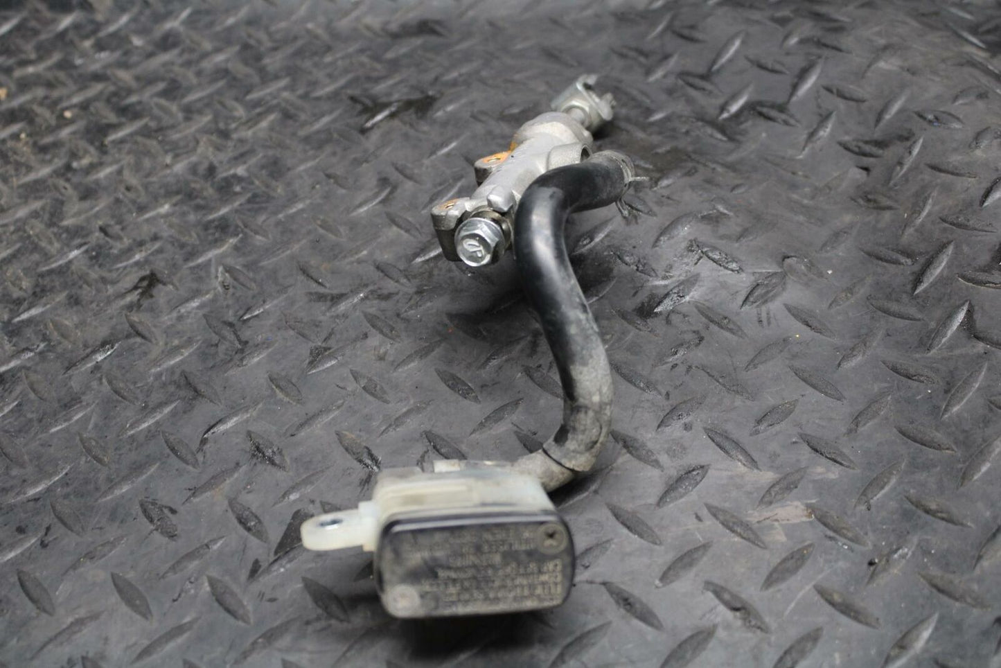 08-09 SUZUKI GSXR600 REAR BACK BRAKE MASTER CYLINDER W RESERVOIR BB204
