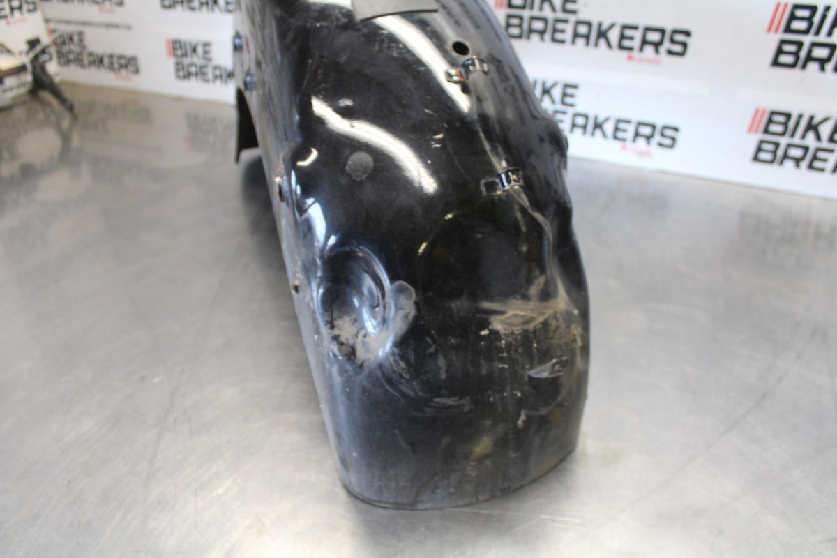 95 HONDA SHADOW 1100 REAR BACK WHEEL FENDER MUD GUARD BB885