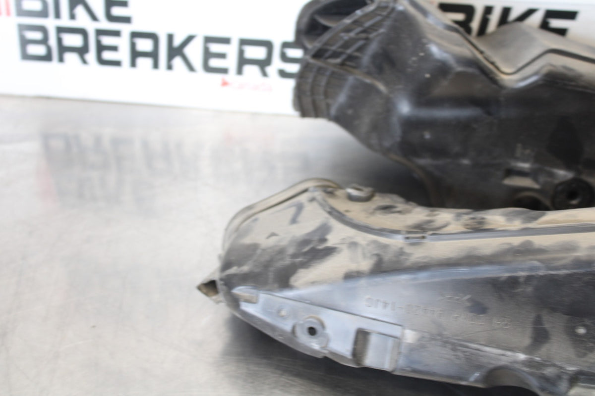 11-24 SUZUKI GSXR750 RIGHT LEFT AIR INTAKE DUCTS BB879