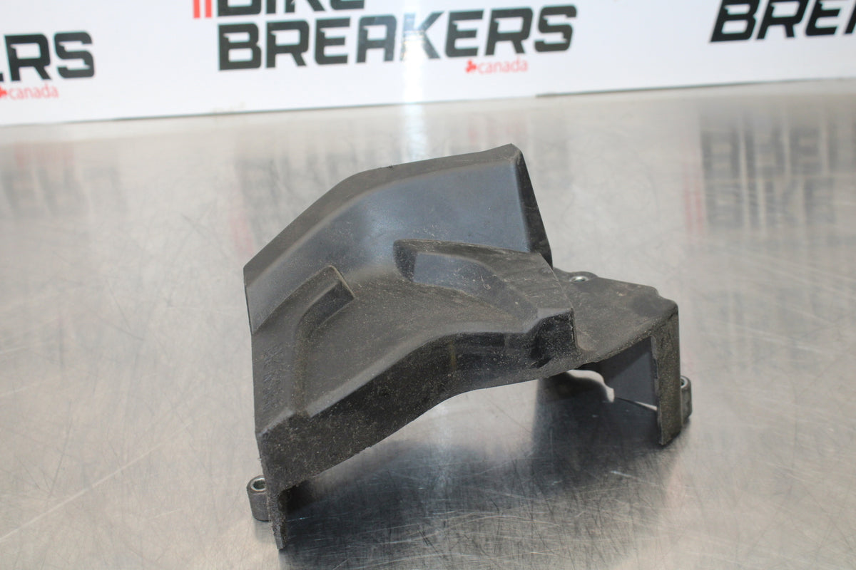 07-08 YAMAHA YZF R1 ENGINE SPROCKET COVER BB160