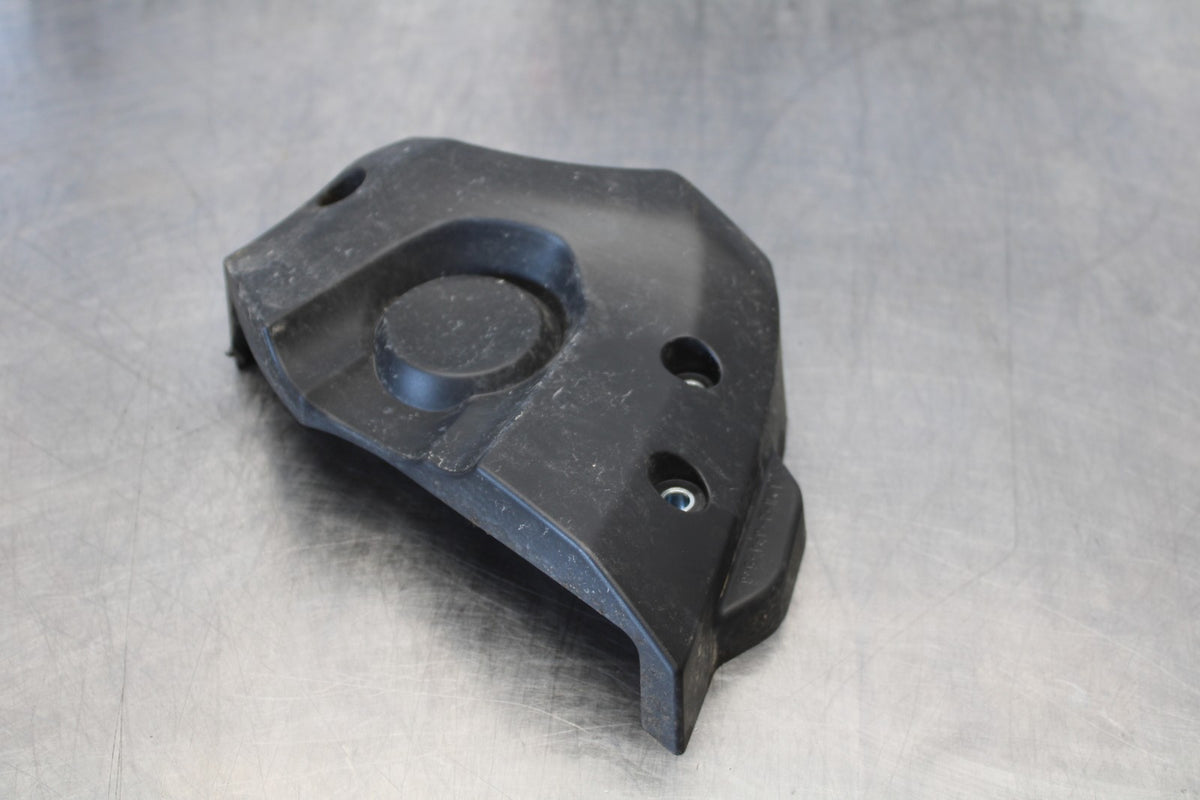 22-25 YAMAHA YZF R7 ENGINE SPROCKET COVER BB176