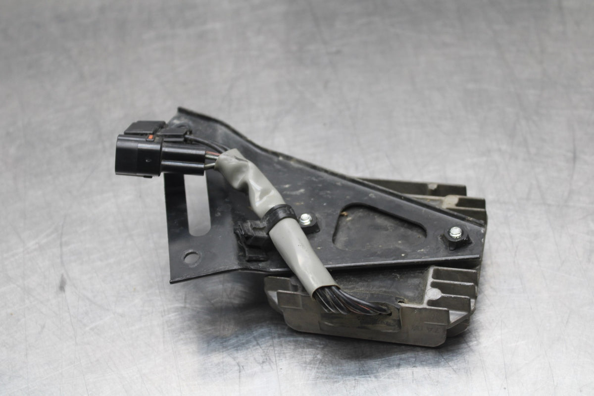 07 SUZUKI GSXR1000 RECTIFIER VOLTAGE REGULATOR BB770