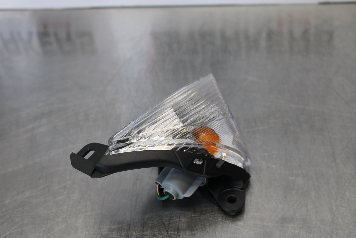 23-24 KAWASAKI NINJA ZX14R NEW!! RIGHT FRONT TURN SIGNAL LIGHT INDICATOR BB169