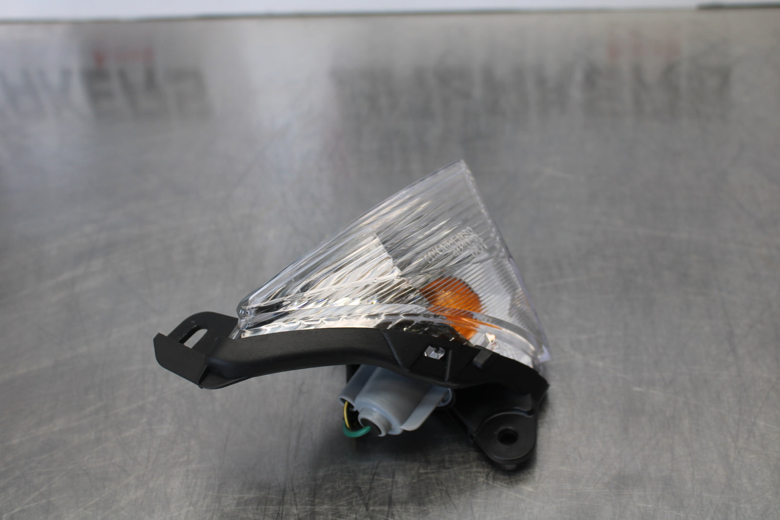 23-24 KAWASAKI NINJA ZX14R NEW!! RIGHT FRONT TURN SIGNAL LIGHT INDICATOR BB169