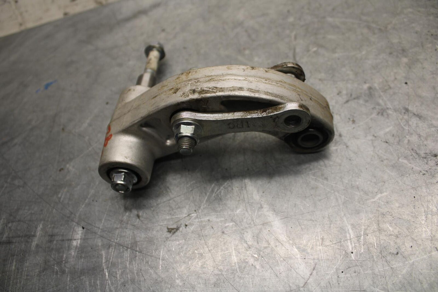 2015 Yamaha FJ09 REAR DOGBONE SHOCK LINKAGE LINK 1RC-2217A-00-00 BB41