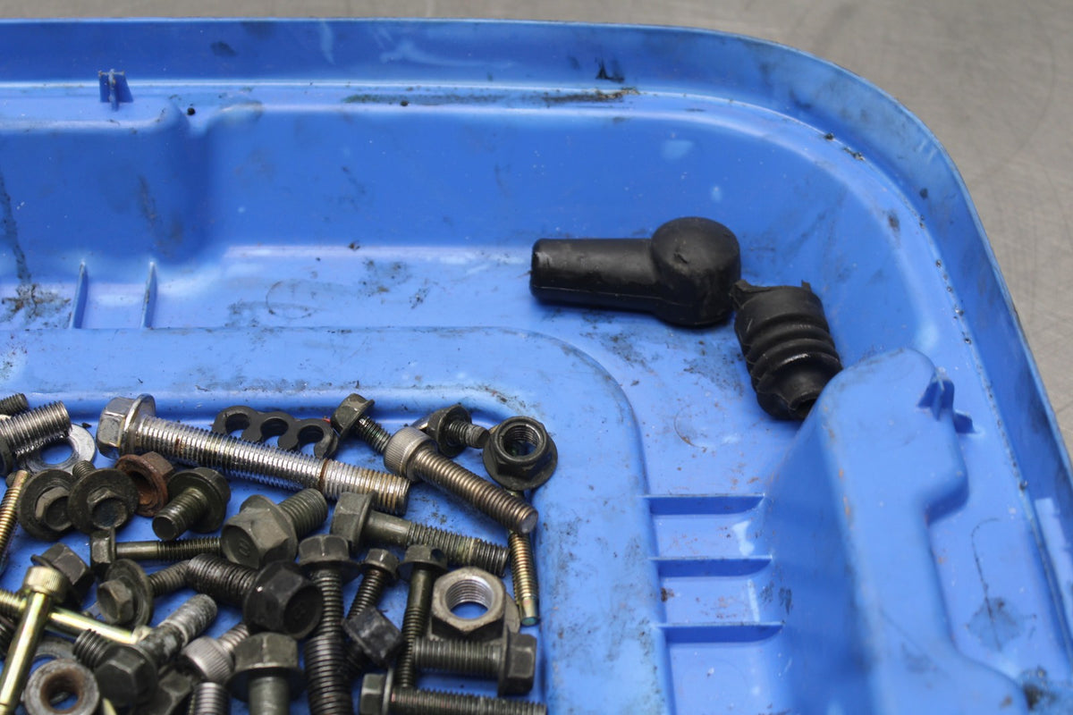 99-09 YAMAHA V STAR 1100 MOUNTING BOLTS HARDWARE SCREWS BB853