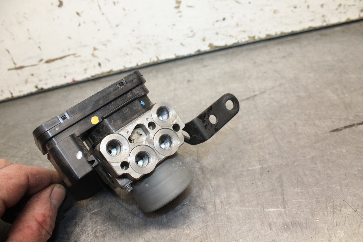 24 KAWASAKI NINJA 500 ABS ABS PUMP UNIT MODULE BB744