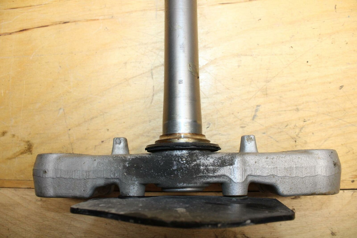 07-08 SUZUKI SV650 FRONT FORKS CLAMP LOWER TRIPLE TREE STEM BB316