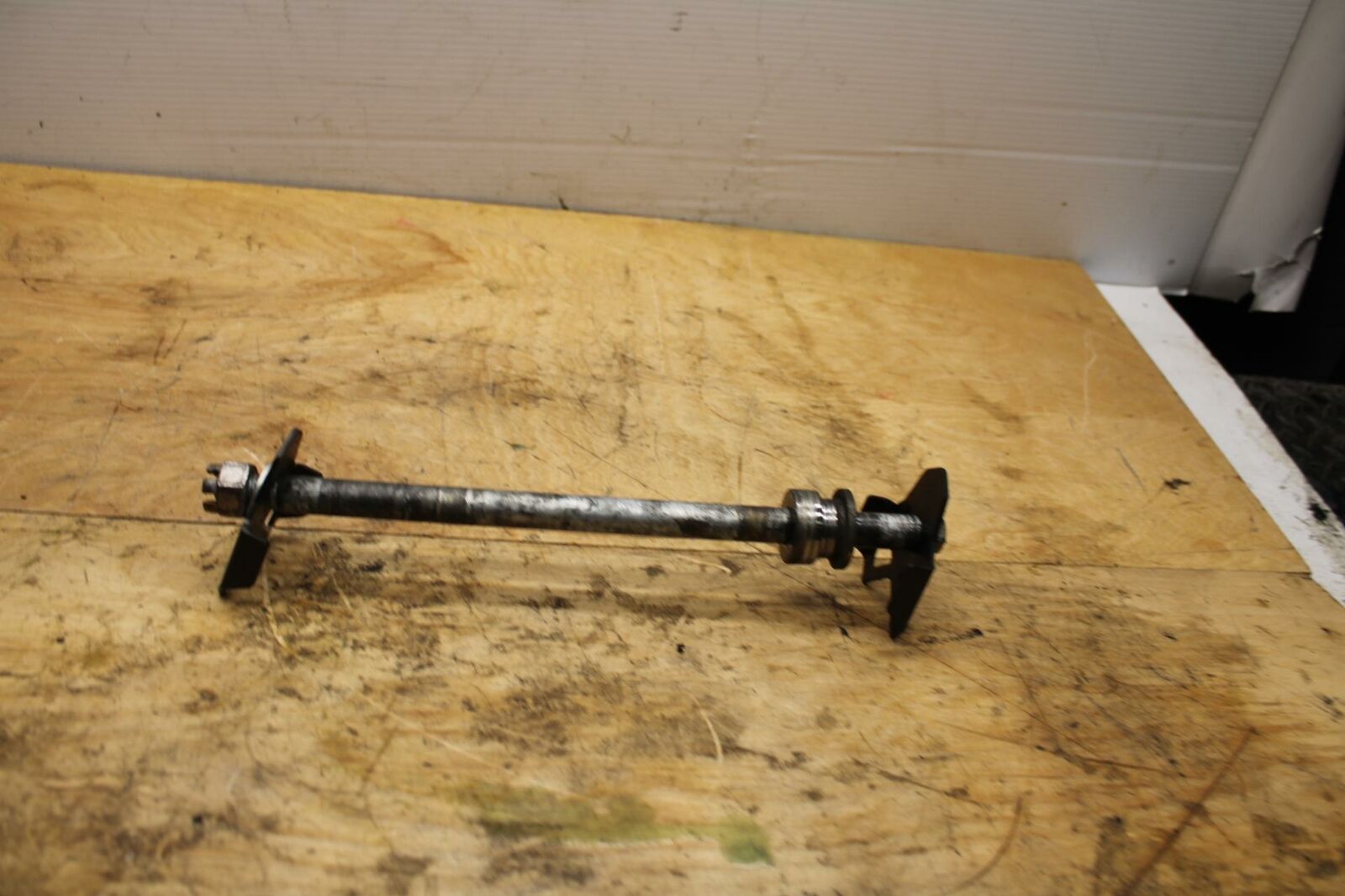 18-22 KAWASAKI NINJA 400 EX400 ABS REAR AXLE BACK WHEEL RIM PIVOT  BB334