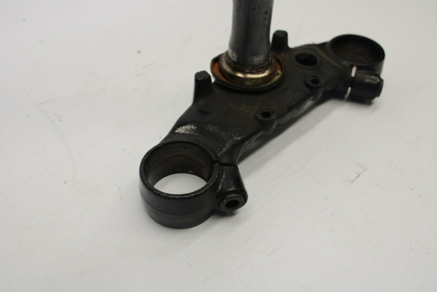 83-86 HONDA V65 MAGNA FRONT FORKS CLAMP LOWER TRIPLE TREE STEM BB236