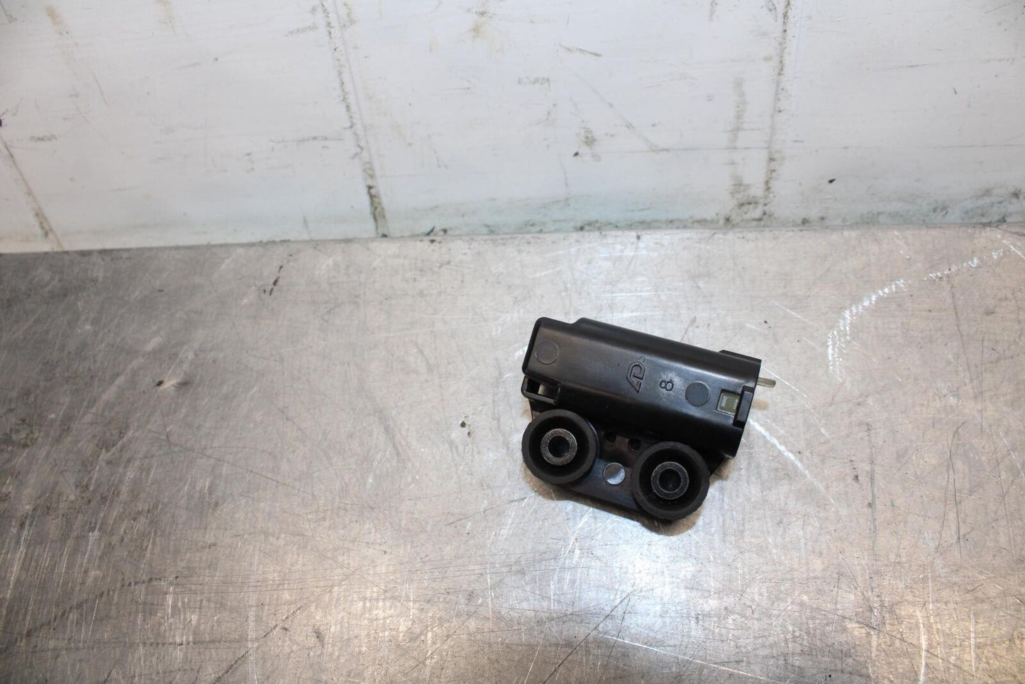 08-16 YAMAHA YZF R6 TIP OVER BANK ANGLE  SENSOR SWITCH  5PS-82576-01-00 BB436