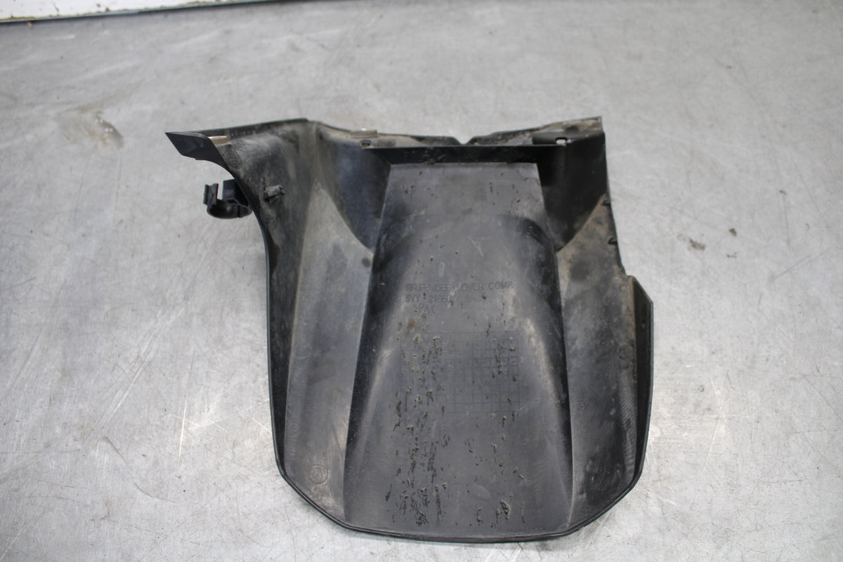 04-06 YAMAHA YZF R1 REAR BACK WHEEL TIRE HUGGER FENDER 5VY-21650-00-00 BB659