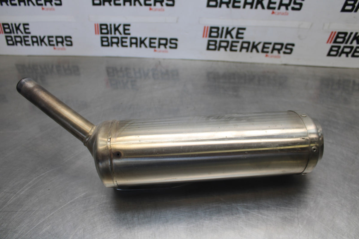 12 TRIUMPH STREET TRIPLE R RIGHT EXHAUST PIPE MUFFLER SLIP ON CAN SILENCER BB914