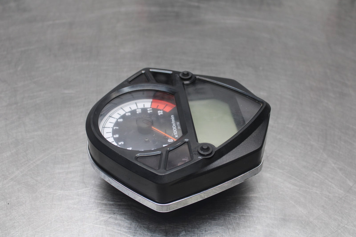 03 SUZUKI SV650 SPEEDO TACH GAUGES DISPLAY CLUSTER SPEEDOMETER TACHOMETER BB846