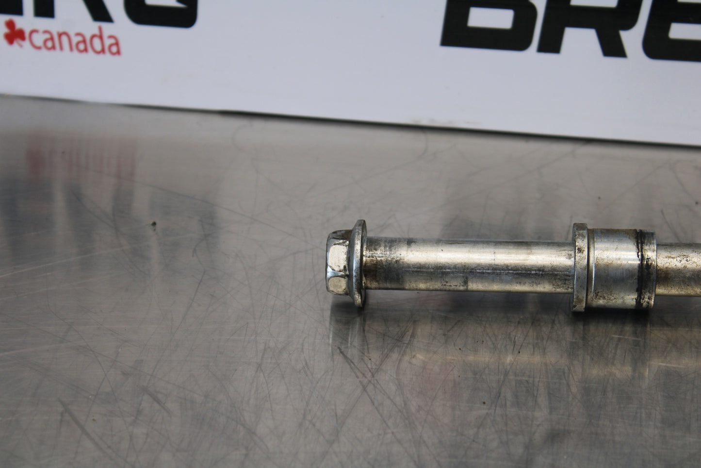 09-15 YAMAHA FZ6R FRONT WHEEL RIM AXLE PIVOT BOLT BB161
