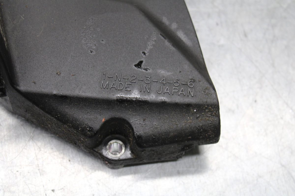 09-14 YAMAHA YZF R1 ENGINE SPROCKET COVER BB119