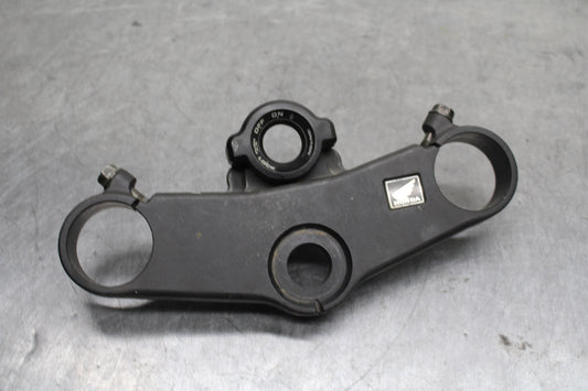 03-04 HONDA CBR600RR FORKS UPPER TRIPLE TREE CLAMP BB122