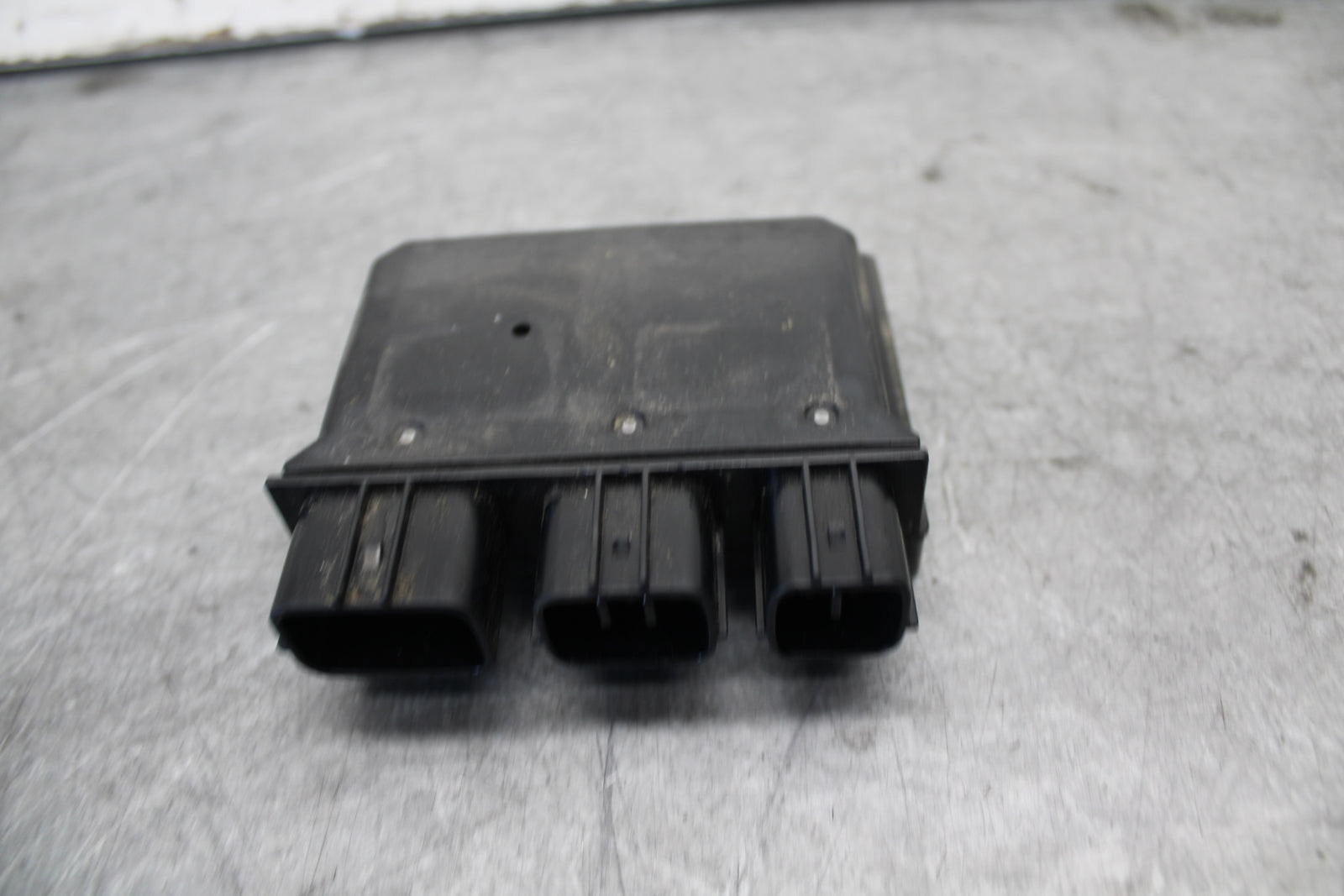 13-18 KAWASAKI NINJA ZX6R RELAY ASSEMBLY FUSE BOX BB682