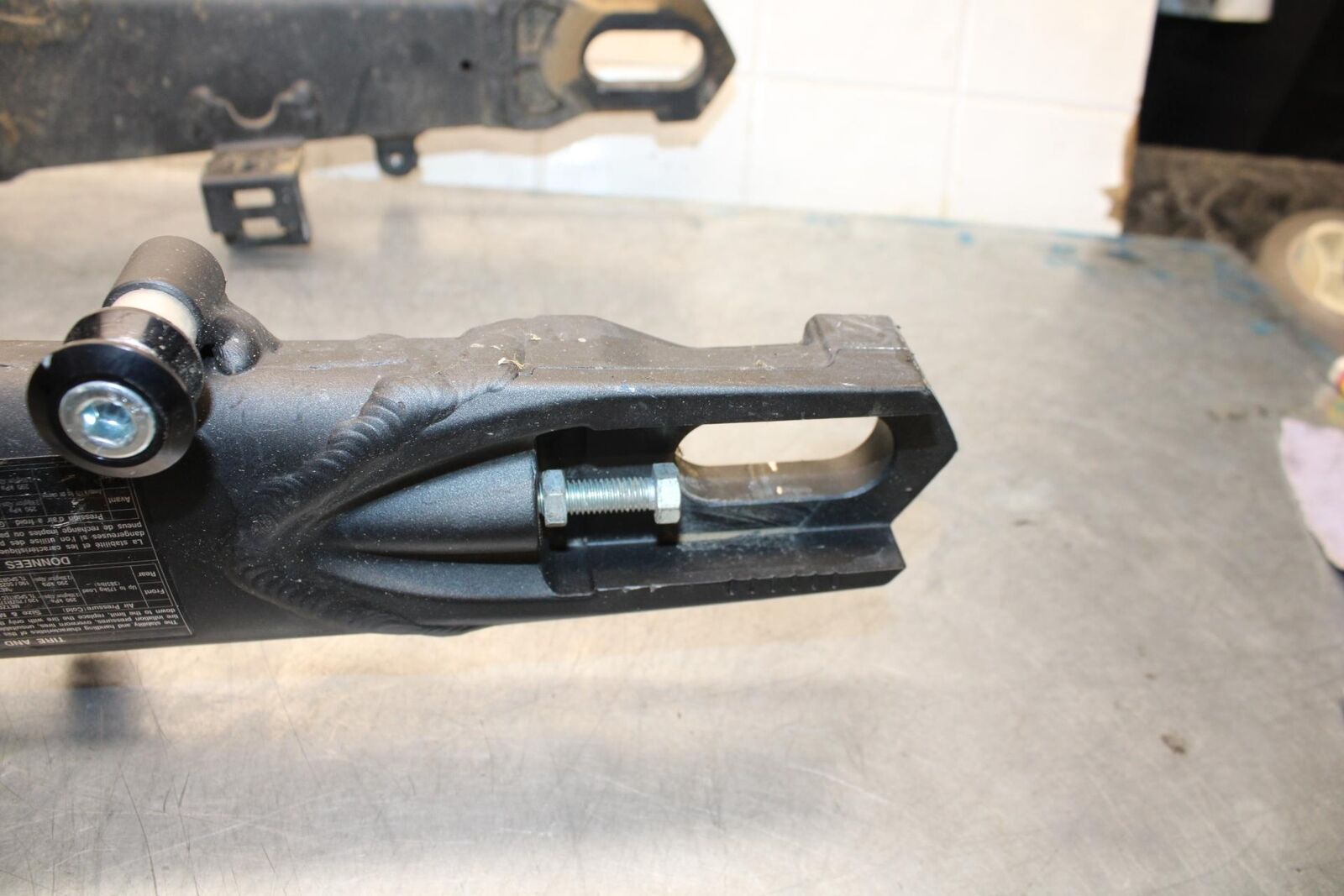 2012 Kawasaki Ninja ZX14R ZX1400E REAR SWINGARM BACK SUSPENSION SWING ARM BB60