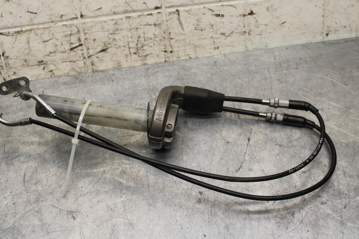 2007 Yamaha YZF R1 RIGHT THROTTLE GRIP BB575