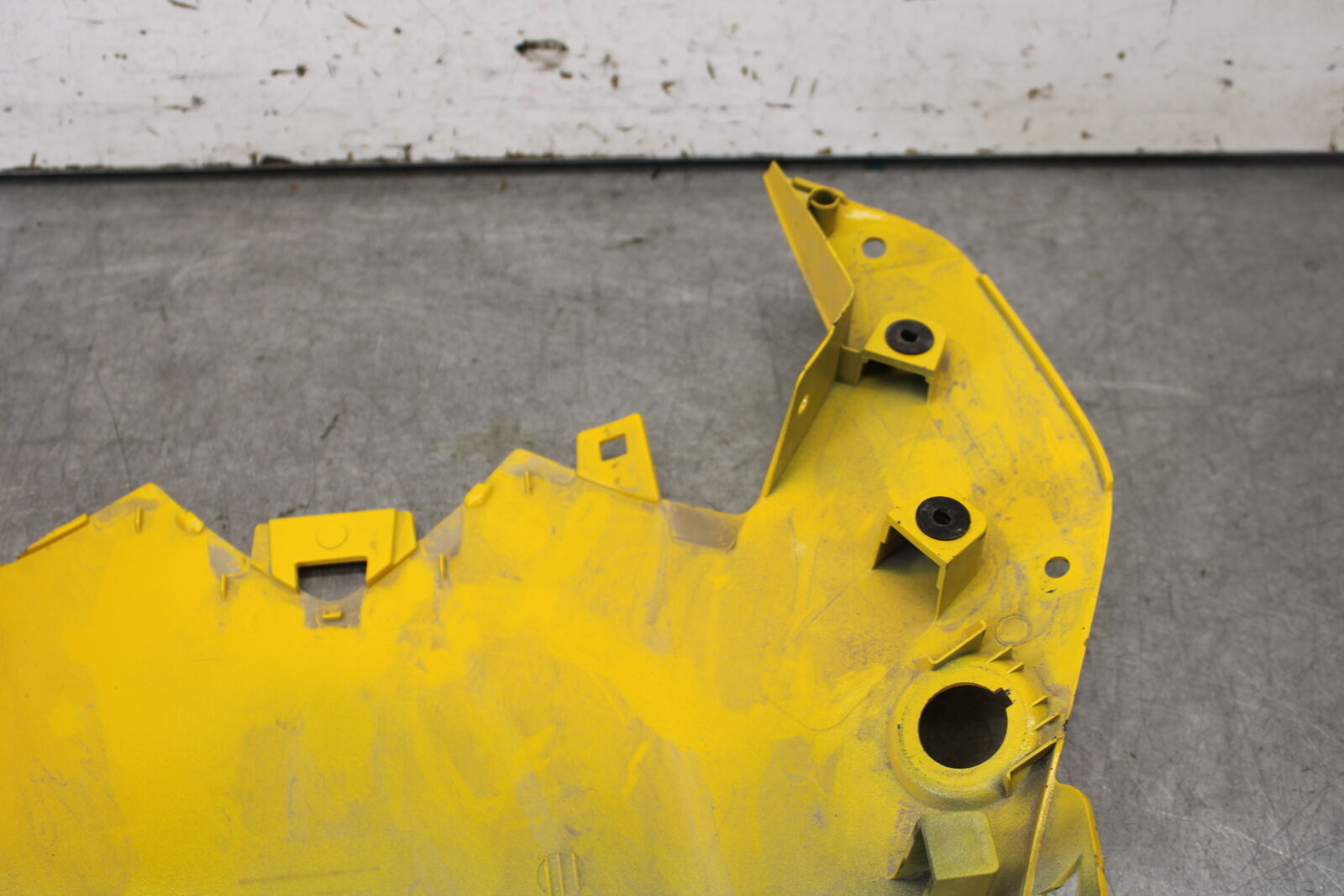 08-16 YAMAHA YZF R6 REAR BACK TAIL UNDERTAIL FAIRING COWL FENDER OEM BB665