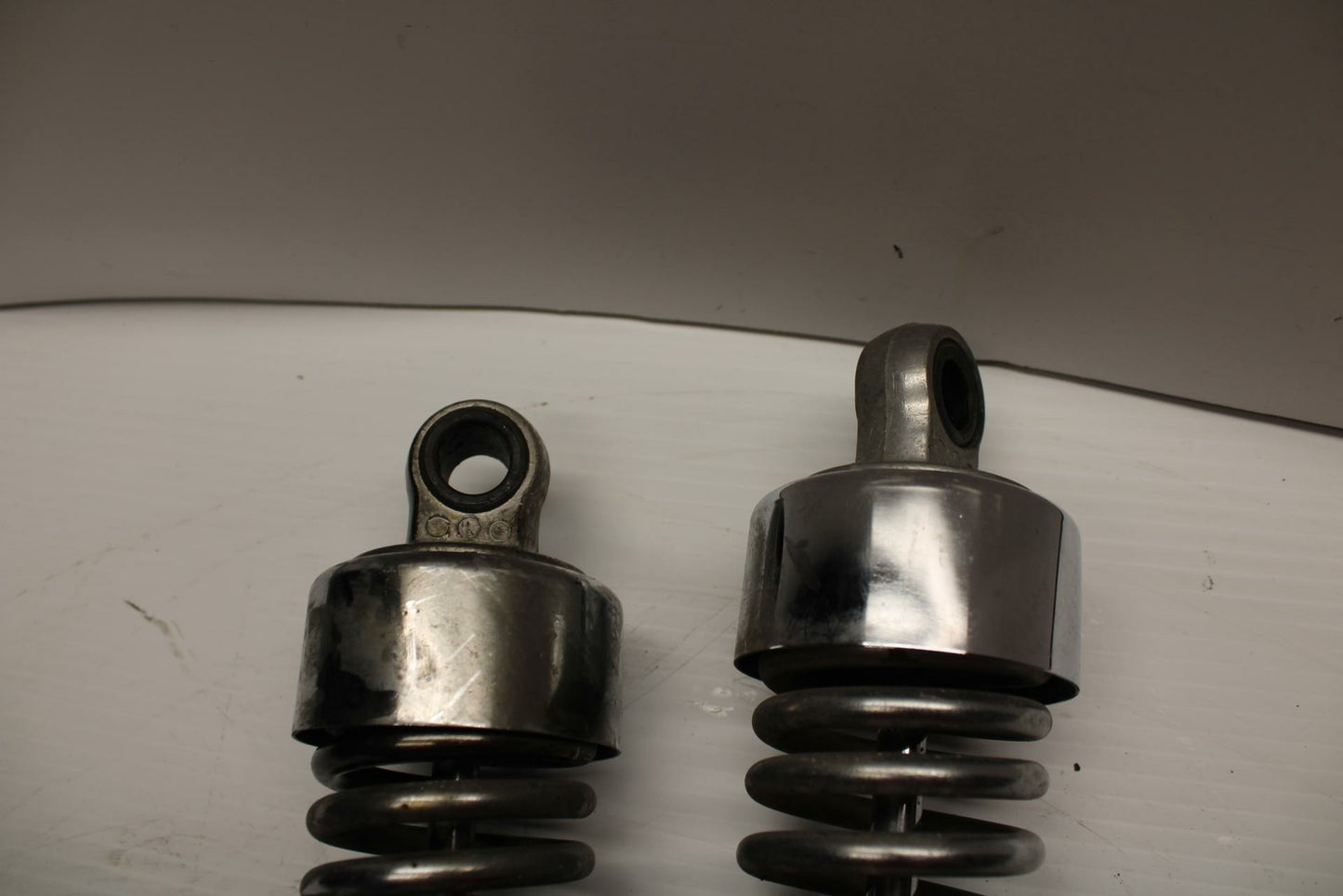 84-85 HONDA V30 MAGNA REAR BACK SHOCK ABSORBER BB251