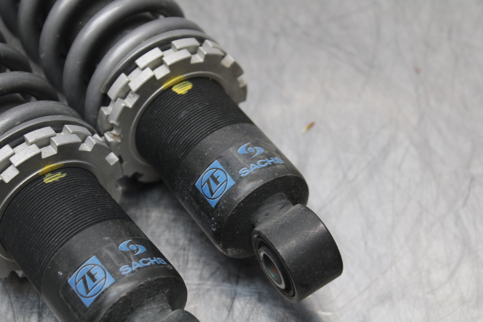 08 MOTO GUZZI BREVA 750 REAR BACK SHOCK ABSORBER SUSPENSION SET PAIR  BB154