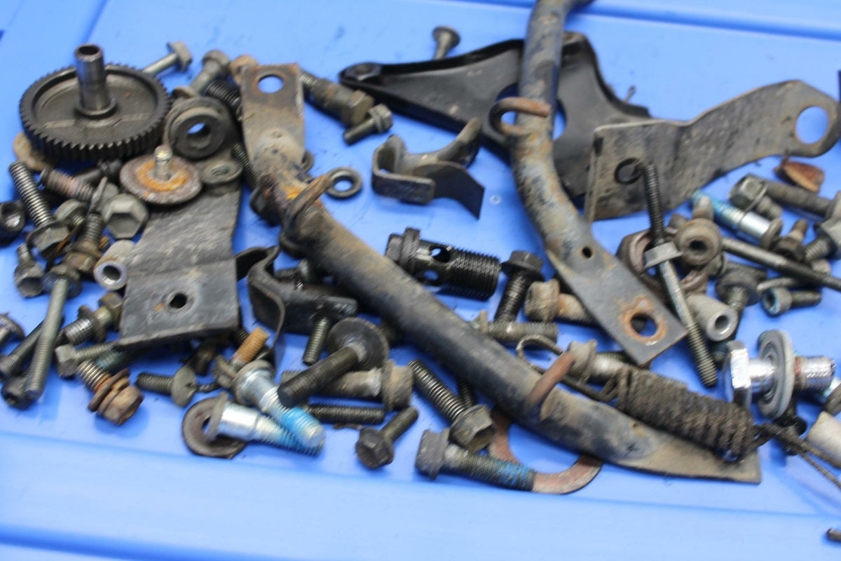 93 SUZUKI KATANA 600 GSX600F HARDWARE BB400